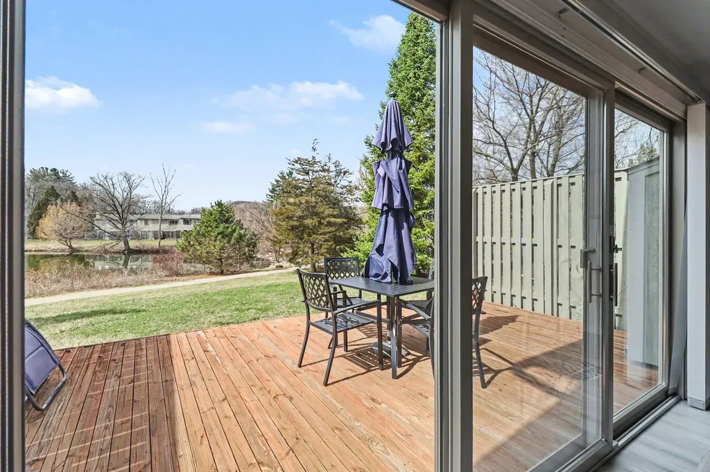 719 Watersedge Drive Ann Arbor City MI 48105