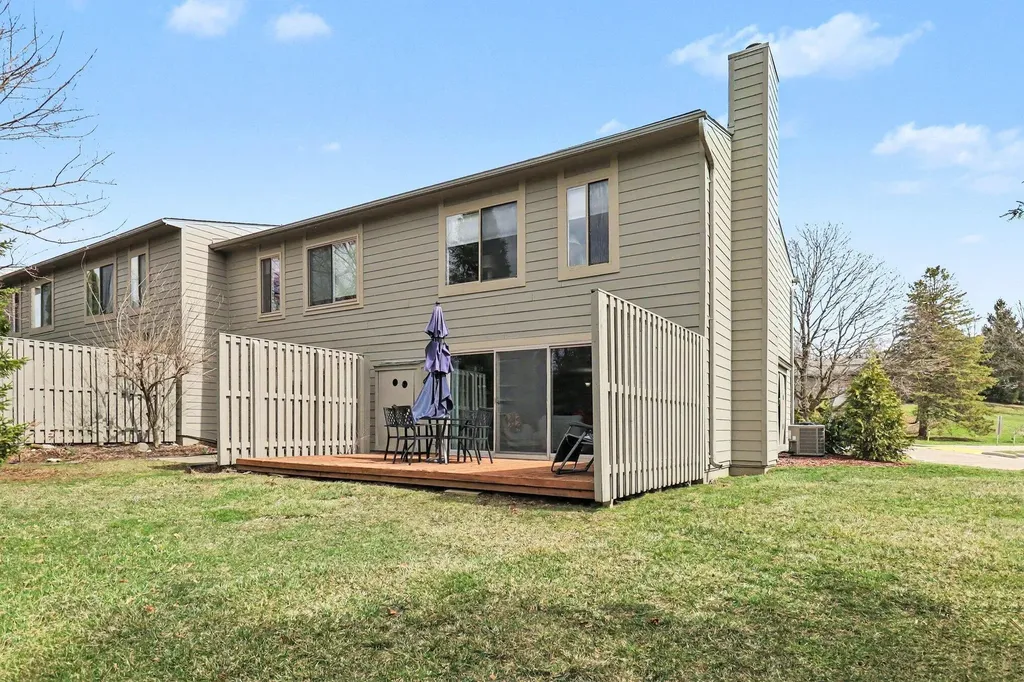 719 Watersedge Drive Ann Arbor City MI 48105