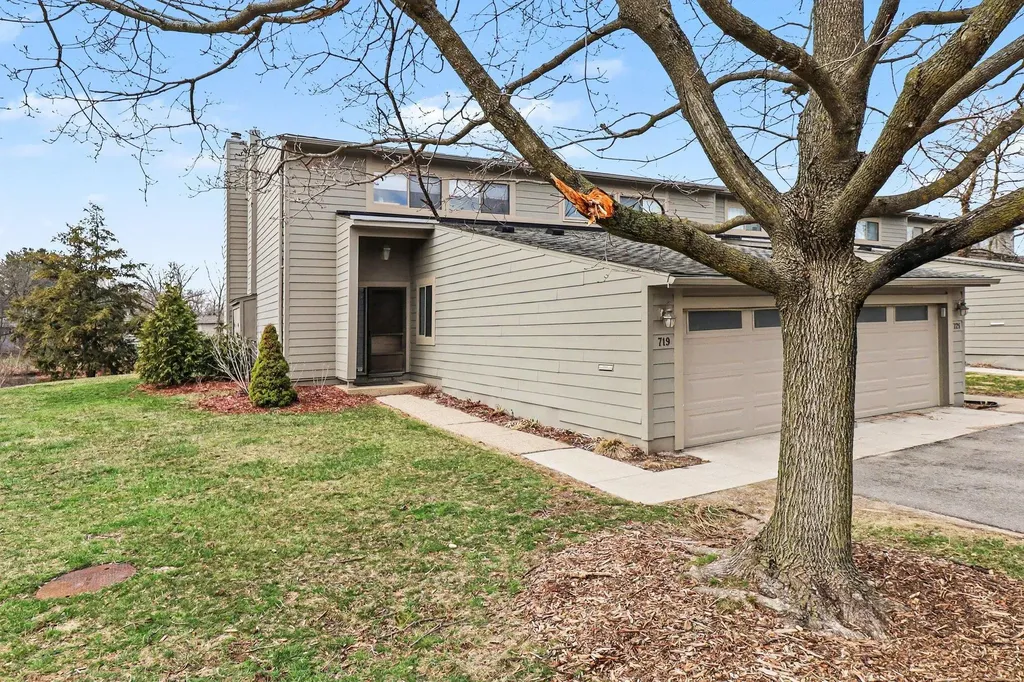 719 Watersedge Drive Ann Arbor City MI 48105