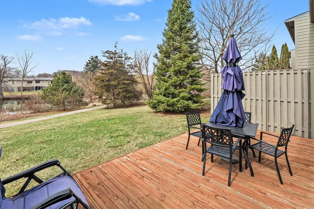 719 Watersedge Drive Ann Arbor City MI 48105