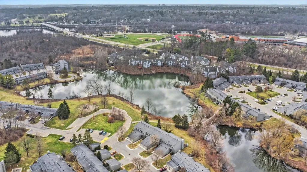 719 Watersedge Drive Ann Arbor City MI 48105