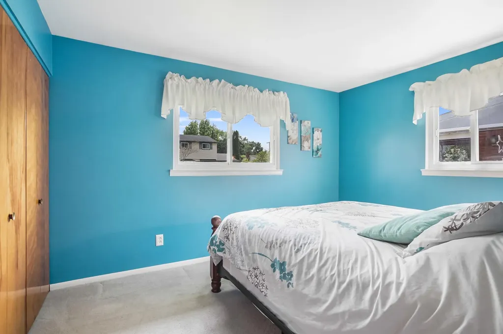 35046 Nancy Street Westland City MI 48186