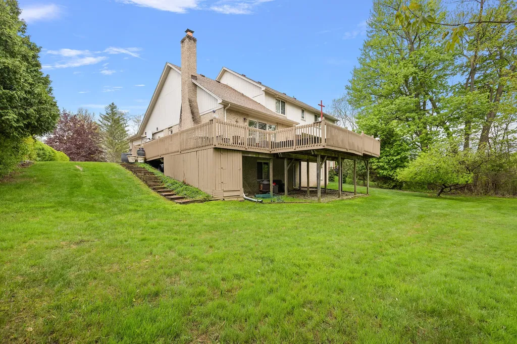 30521 Knighton Drive Farmington Hills City MI 48331