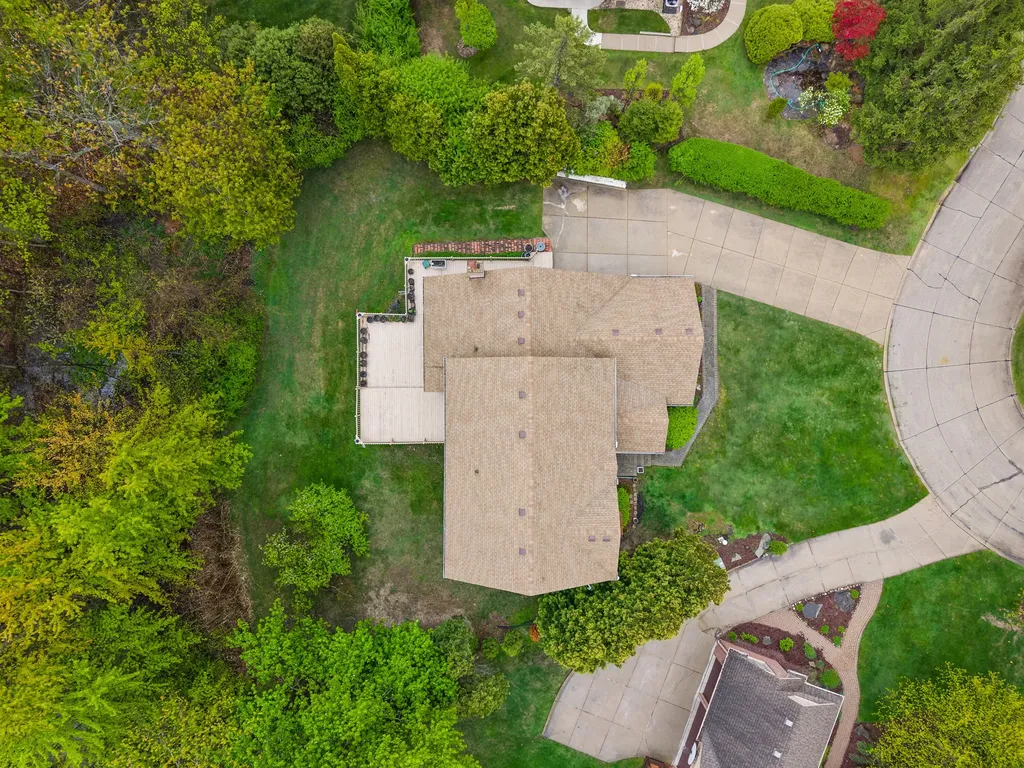 30521 Knighton Drive Farmington Hills City MI 48331
