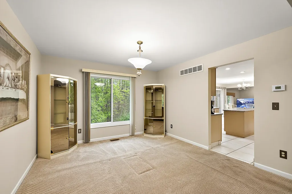 30521 Knighton Drive Farmington Hills City MI 48331