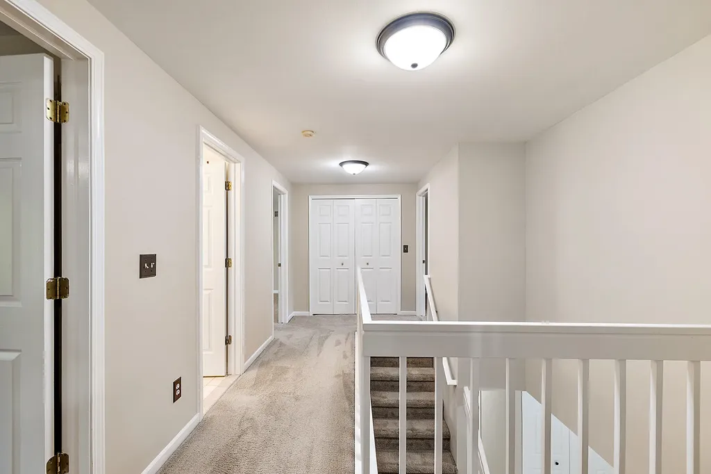 30521 Knighton Drive Farmington Hills City MI 48331