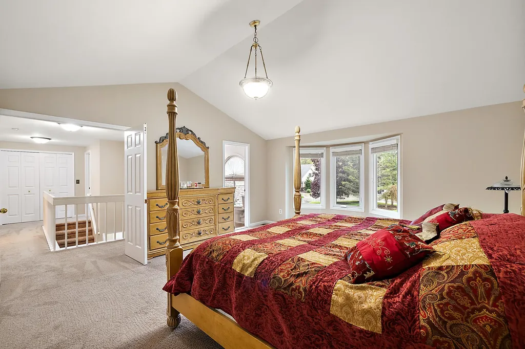 30521 Knighton Drive Farmington Hills City MI 48331