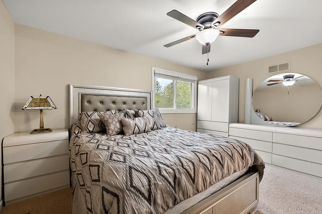 30521 Knighton Drive Farmington Hills City MI 48331