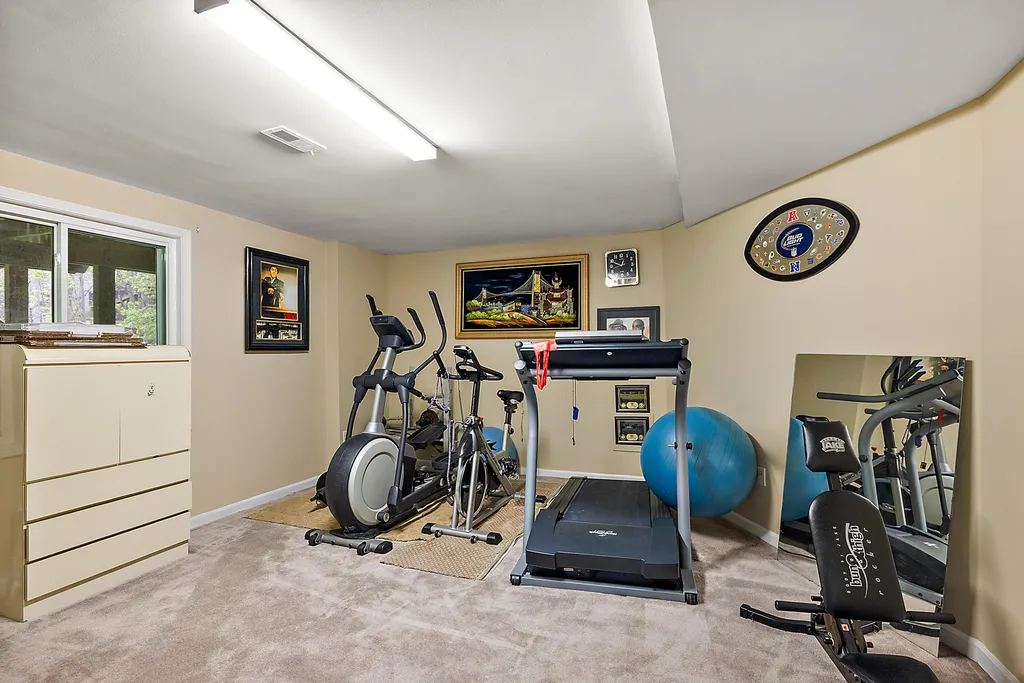 30521 Knighton Drive Farmington Hills City MI 48331