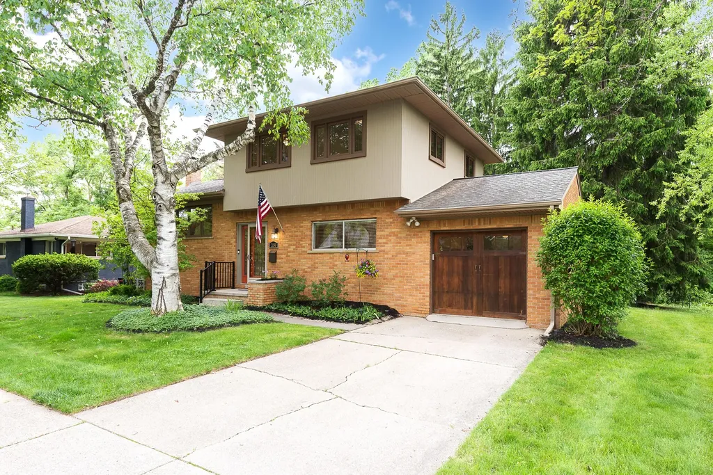 2150 Stephen Terrace Ann Arbor City MI 48103