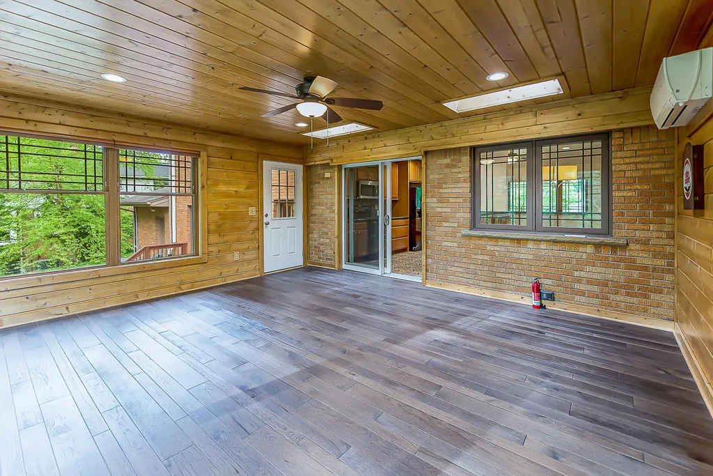 2150 Stephen Terrace Ann Arbor City MI 48103