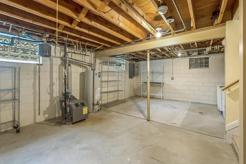 2150 Stephen Terrace Ann Arbor City MI 48103