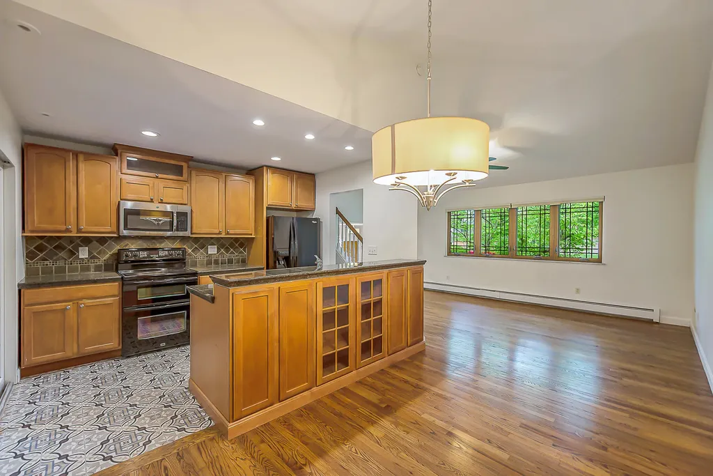2150 Stephen Terrace Ann Arbor City MI 48103