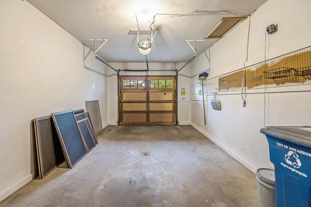 2150 Stephen Terrace Ann Arbor City MI 48103