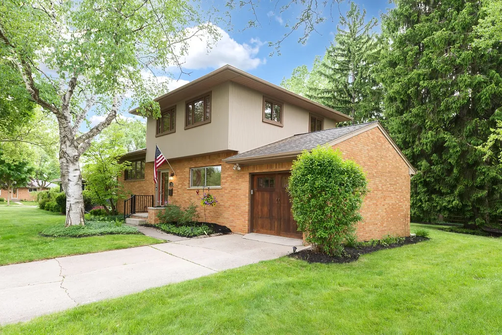 2150 Stephen Terrace Ann Arbor City MI 48103