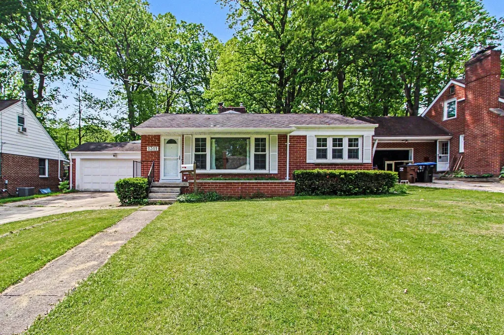 1311 Kingwood Street Ypsilanti Charter Township MI 48197