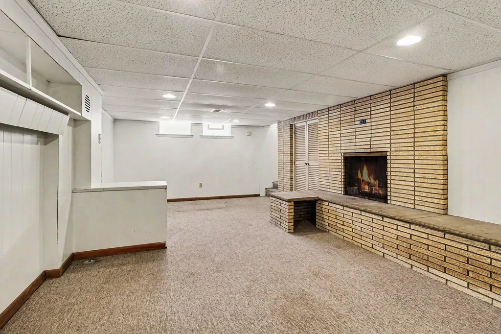 1311 Kingwood Street Ypsilanti Charter Township MI 48197