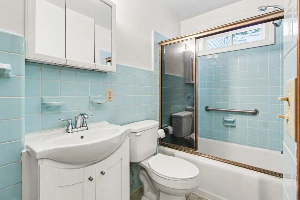 1311 Kingwood Street Ypsilanti Charter Township MI 48197