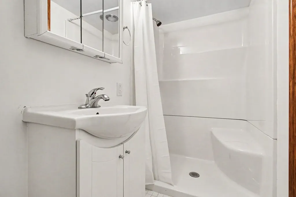 1311 Kingwood Street Ypsilanti Charter Township MI 48197