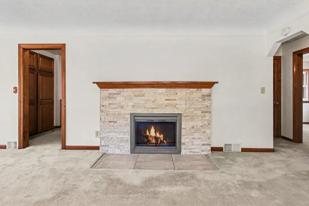 1311 Kingwood Street Ypsilanti Charter Township MI 48197