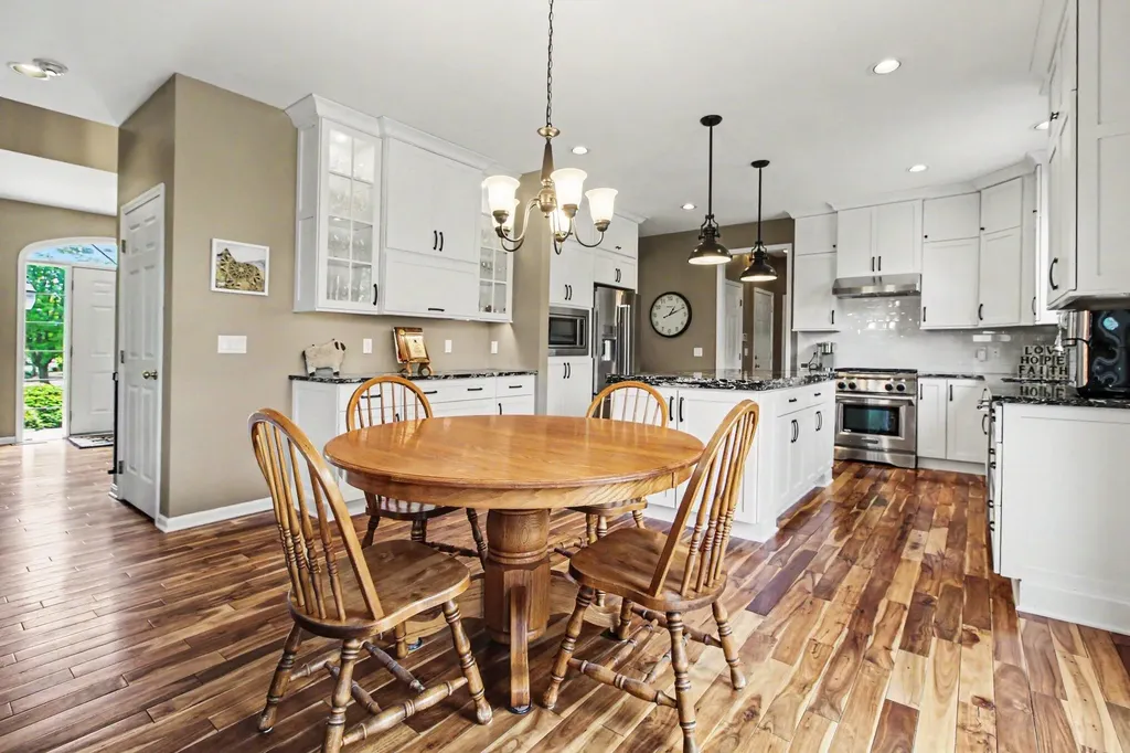4356 Lakeside Court Pittsfield Charter Township MI 48108