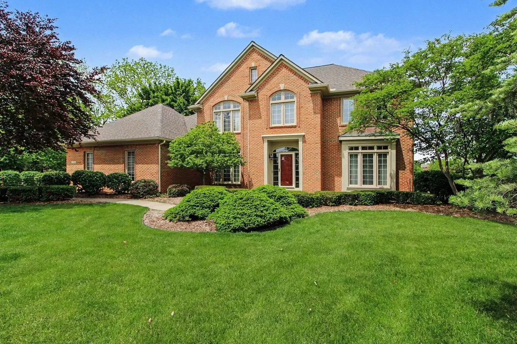 4356 Lakeside Court Pittsfield Charter Township MI 48108