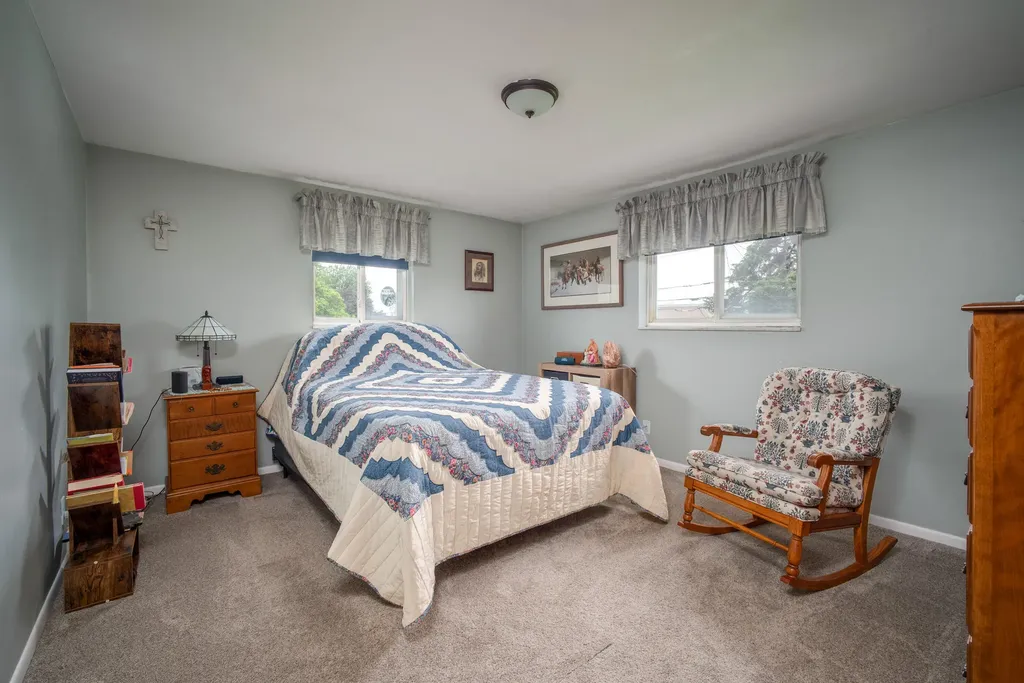 19402 Rockport Street Roseville City MI 48066