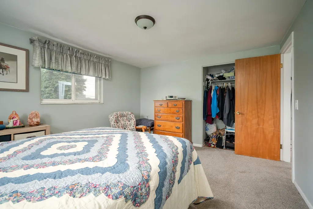 19402 Rockport Street Roseville City MI 48066