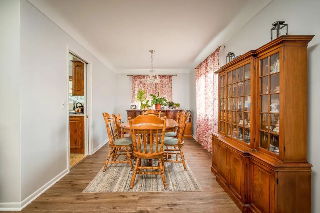 19402 Rockport Street Roseville City MI 48066