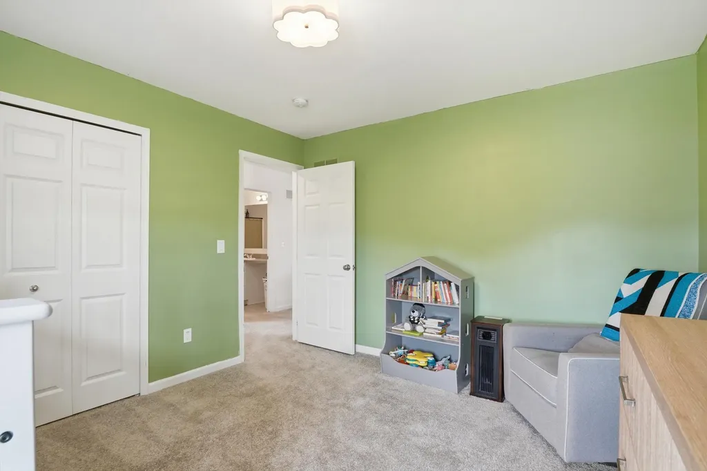 275 Honey Tree Way Scio Township MI 48103