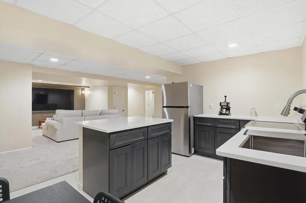 275 Honey Tree Way Scio Township MI 48103