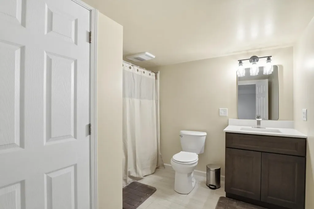 275 Honey Tree Way Scio Township MI 48103