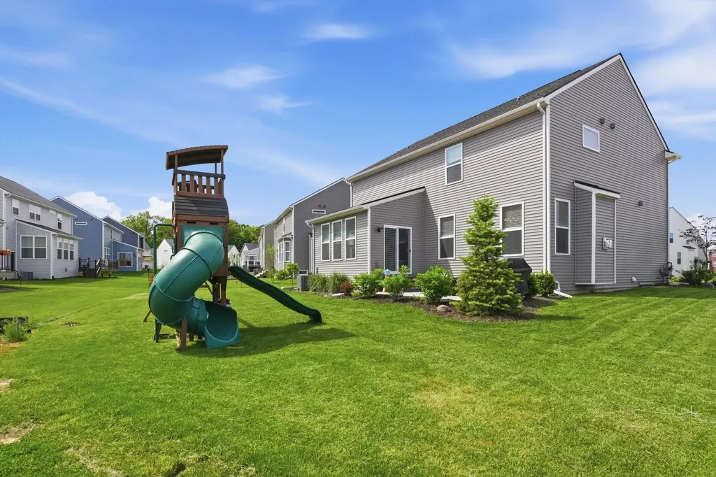 275 Honey Tree Way Scio Township MI 48103