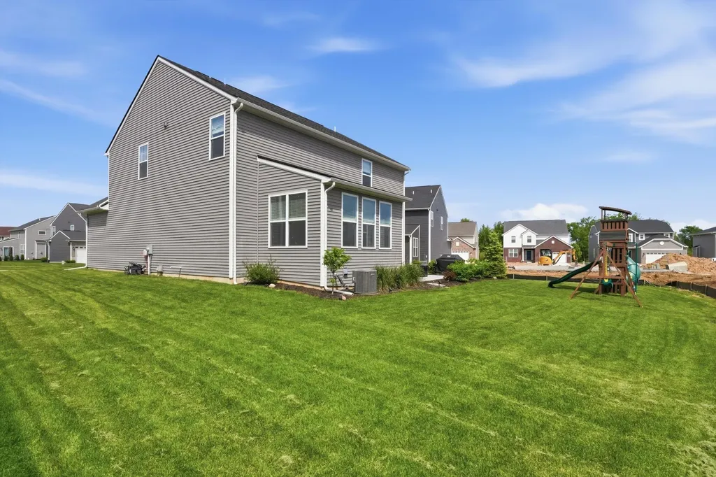 275 Honey Tree Way Scio Township MI 48103