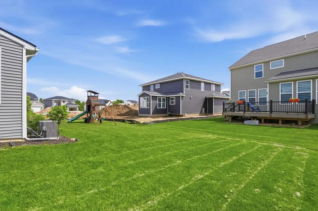 275 Honey Tree Way Scio Township MI 48103