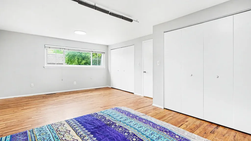 515 Long Shore Drive Ann Arbor City MI 48105