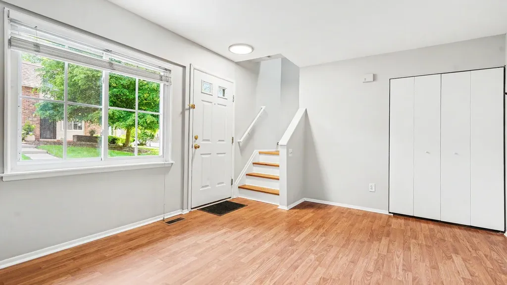 515 Long Shore Drive Ann Arbor City MI 48105