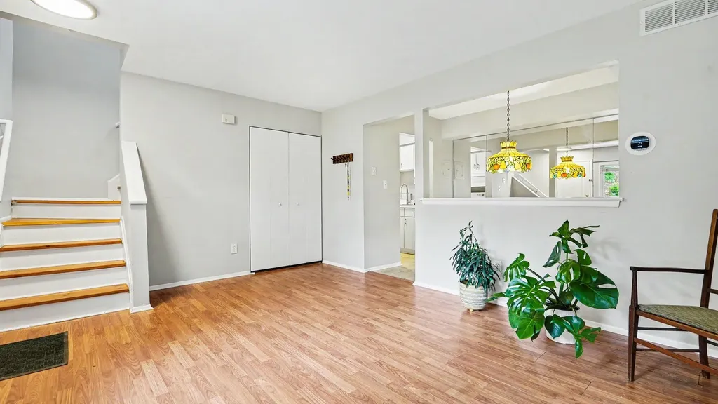 515 Long Shore Drive Ann Arbor City MI 48105