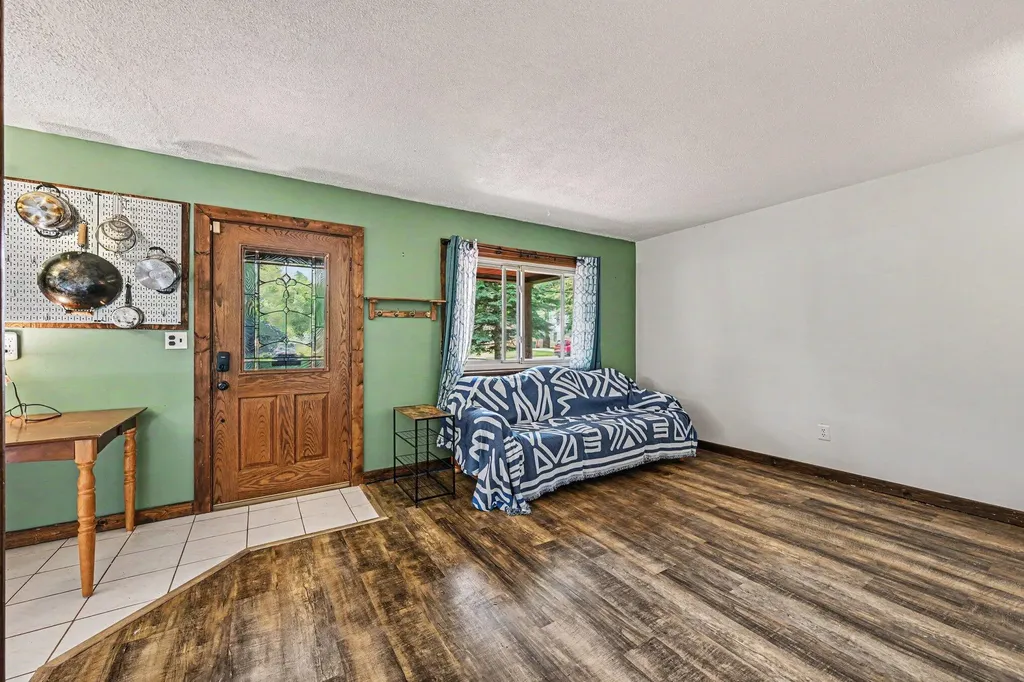 6550 Saline Drive Waterford Charter Township MI 48329