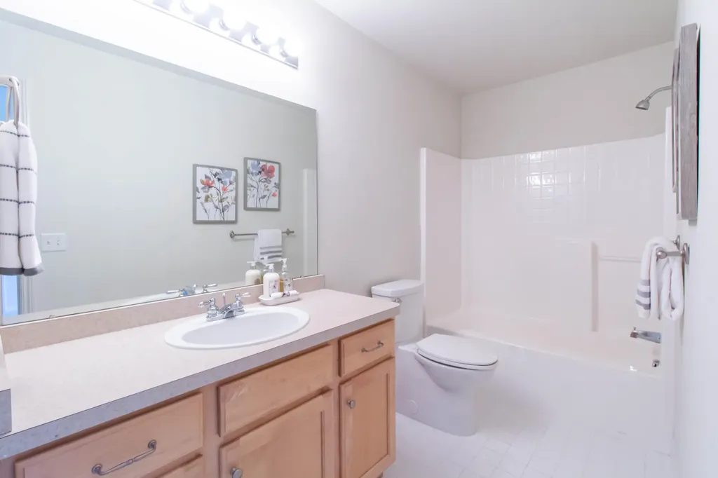 3068 Barclay Way Ann Arbor City MI 48105