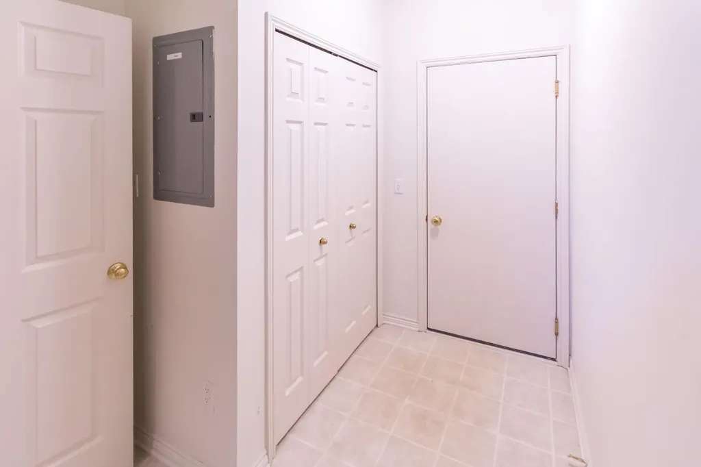 3068 Barclay Way Ann Arbor City MI 48105