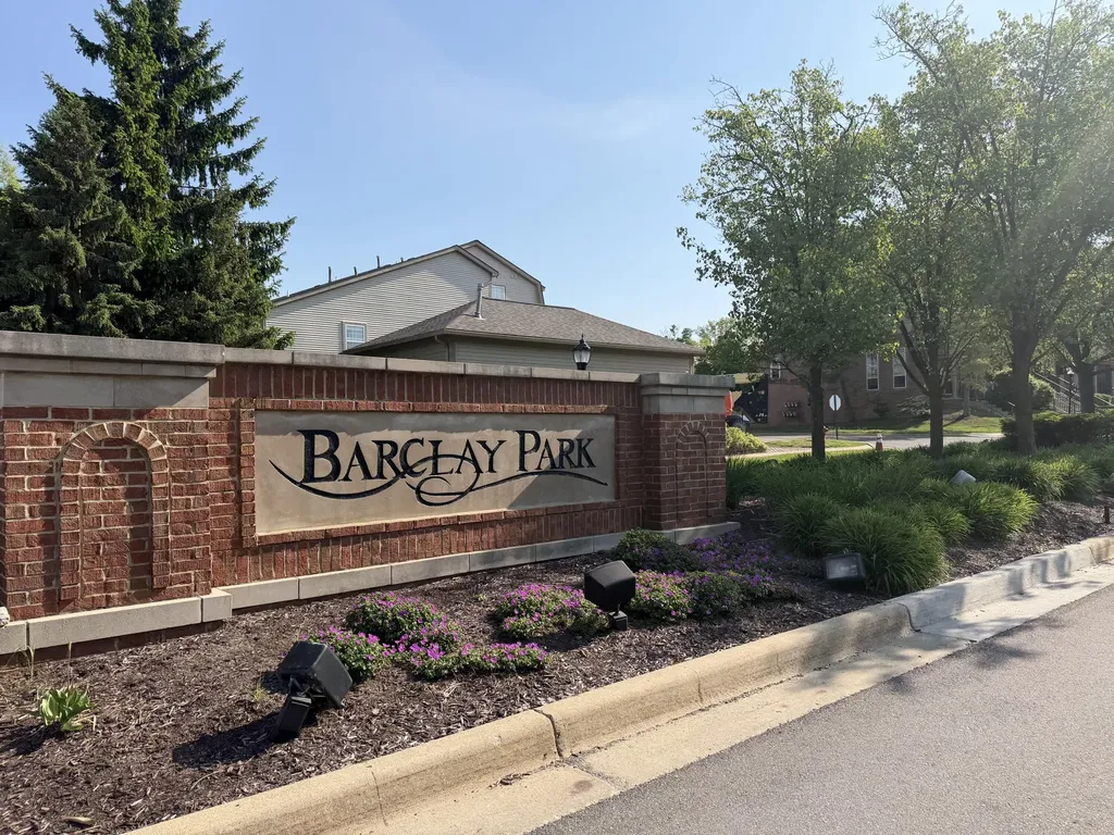 3068 Barclay Way Ann Arbor City MI 48105