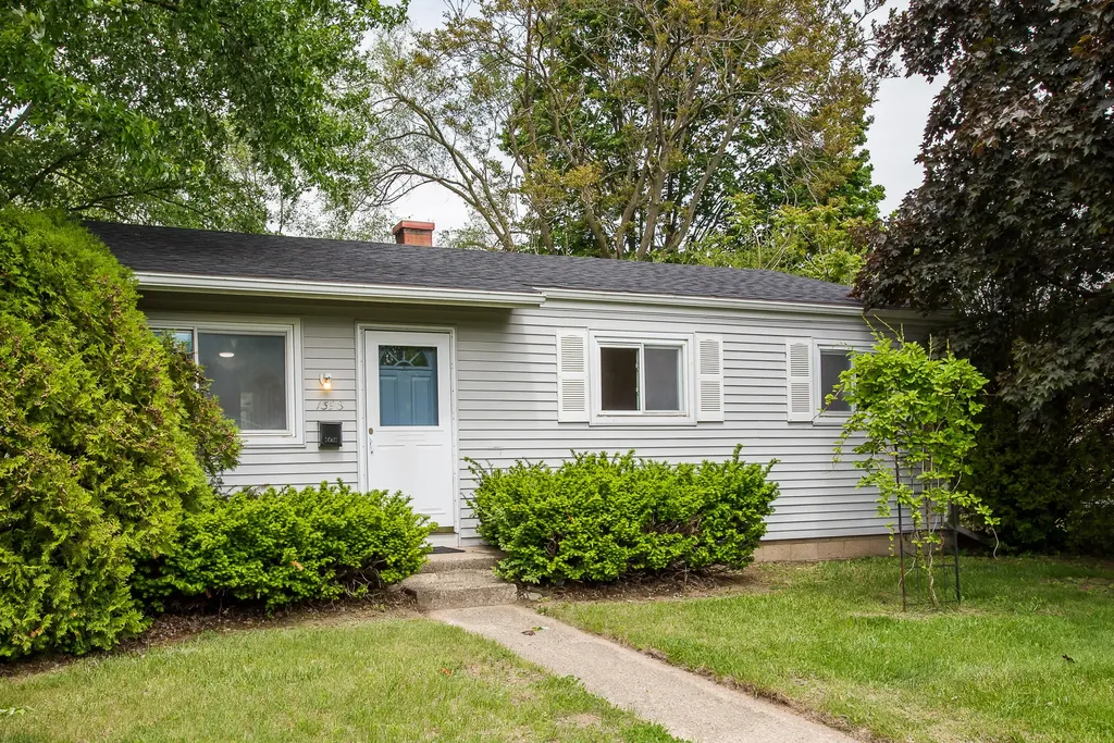 1398 Hunter Avenue Ypsilanti Charter Township MI 48198