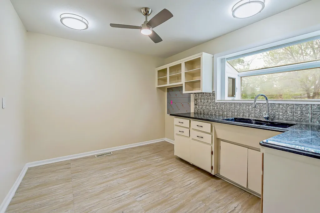 1398 Hunter Avenue Ypsilanti Charter Township MI 48198