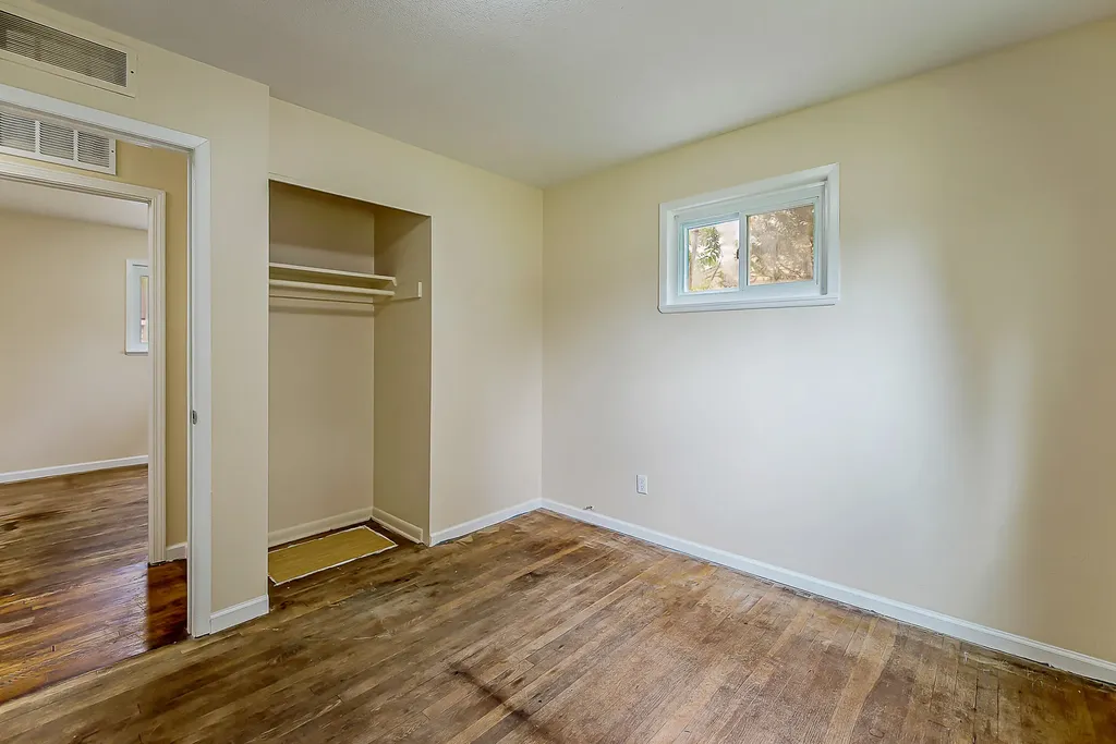 1398 Hunter Avenue Ypsilanti Charter Township MI 48198
