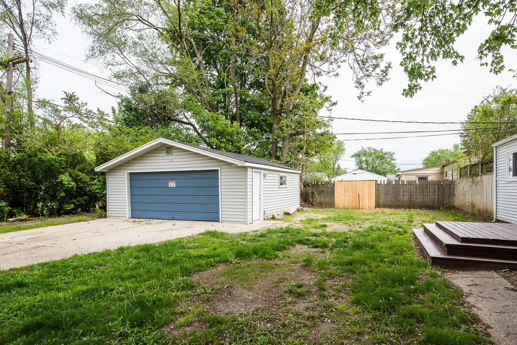 1398 Hunter Avenue Ypsilanti Charter Township MI 48198
