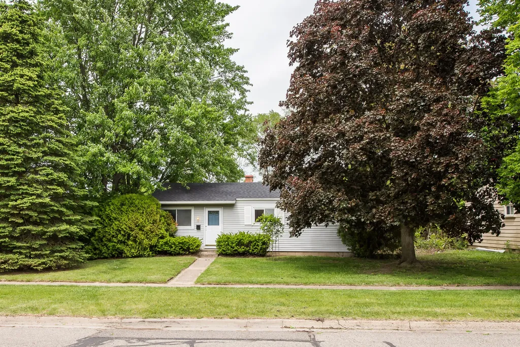 1398 Hunter Avenue Ypsilanti Charter Township MI 48198