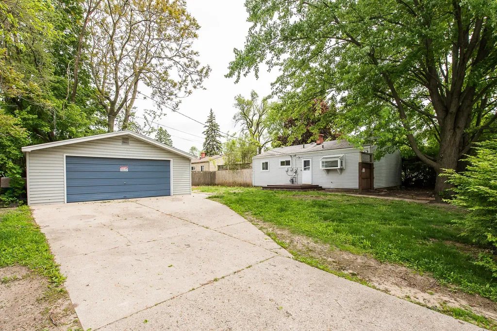 1398 Hunter Avenue Ypsilanti Charter Township MI 48198