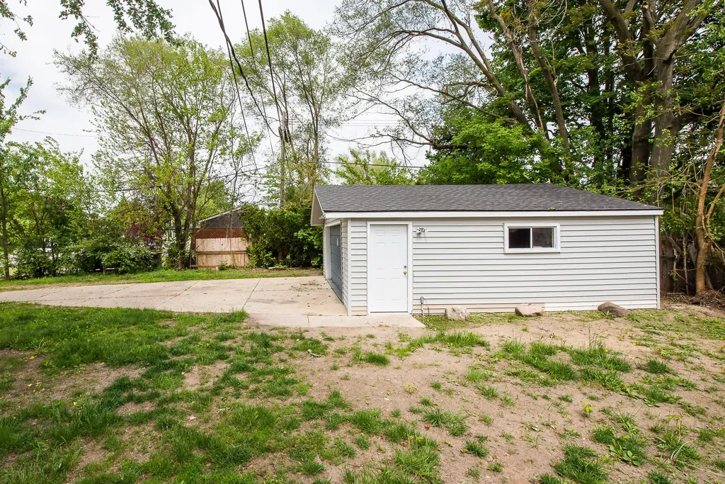 1398 Hunter Avenue Ypsilanti Charter Township MI 48198
