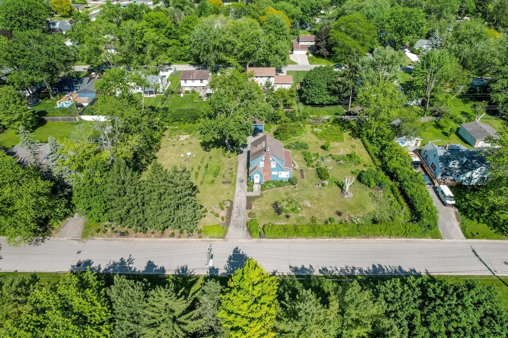 2861 Crystal Drive Pittsfield Charter Township MI 48108